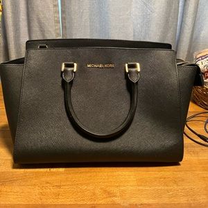 Michael Kors Selma crossbody bag